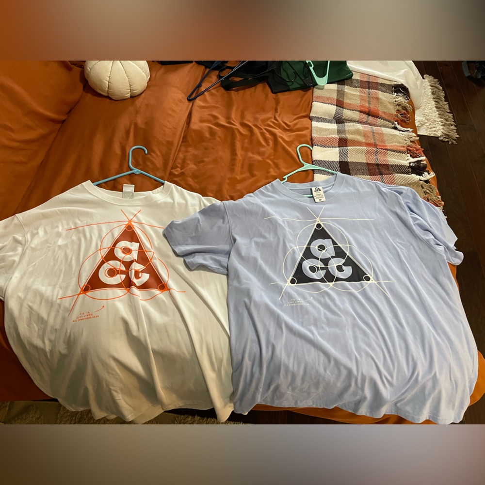 2 Nike ACG T-Shirts XXL Tall pre-owned